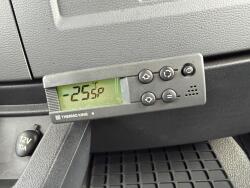 Volvo FL 12.210 Koel/Vries -Thermo King v-500 - D-hollandia Laadklep 1500KG - Smart tacho - Airco - 2 compartimenten TT 4997