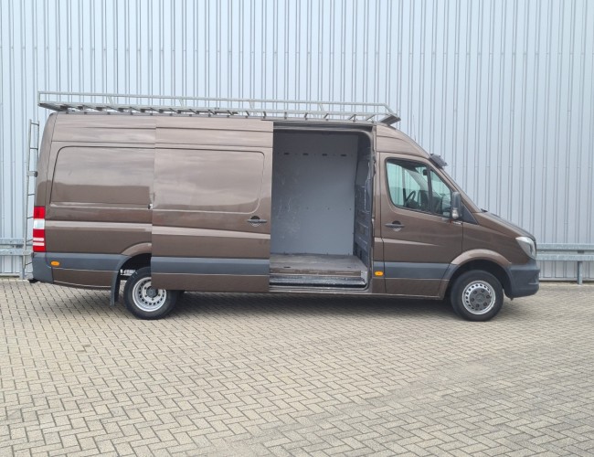 Mercedes-Benz Sprinter 519 CDI V6 3.0 - Air conditioning - Navigation - Tow bar - Camera TT 4753