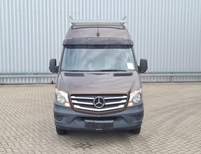 Mercedes-Benz Sprinter 519 CDI V6 3.0 - Air conditioning - Navigation - Tow bar - Camera TT 4753