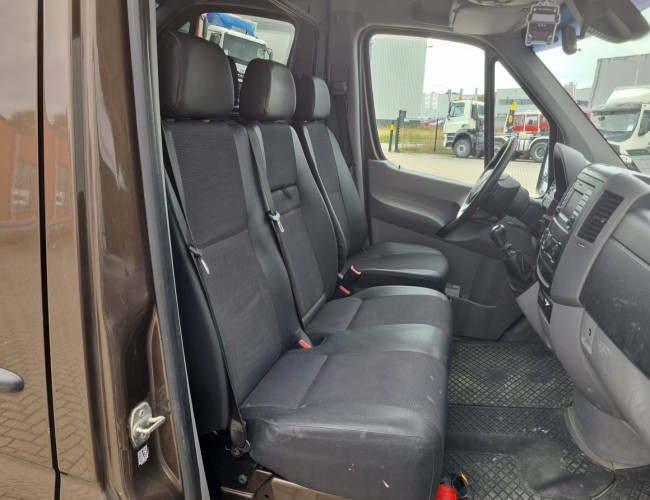 Mercedes-Benz Sprinter 519 CDI V6 3.0 - Air conditioning - Navigation - Tow bar - Camera TT 4753