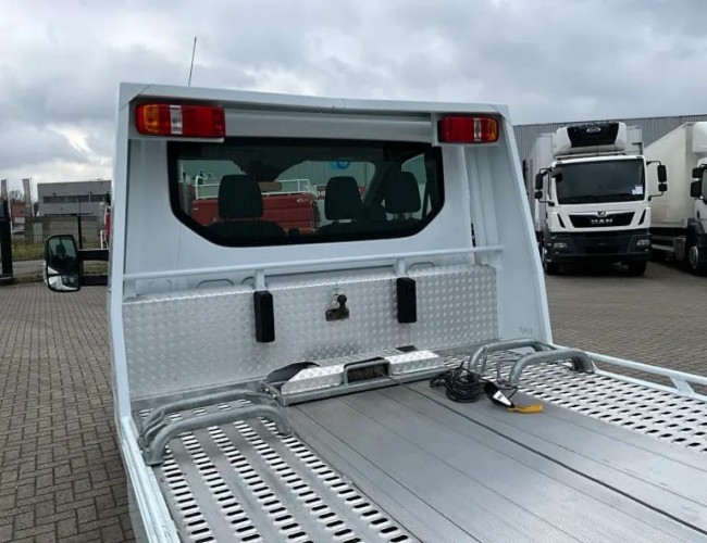 Ford Transit 350 2.2 TDCI L4H1 Ambiente / Tijhof auto ambulance TT 4797