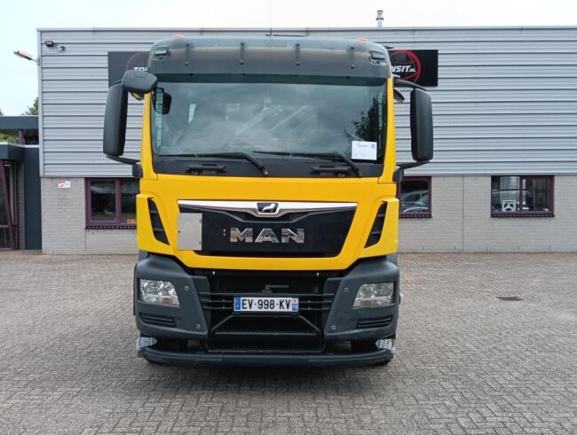 MAN TGS 35.500 8x2 - Hiab 37.7TM Kraan, Machine transporter, Oprijwagen, afsleepwagen 6.2T. lier TT 4936