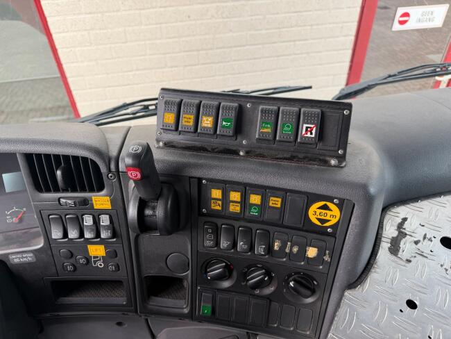 Scania P 420 6x2 -Vema 38 mtr. Brandweer hoogwerker -1.000 ltr tank -Spuitmonitor - Pomp Schlingenmann opbouw -Knikgiek -10 Kva generator TT 4968