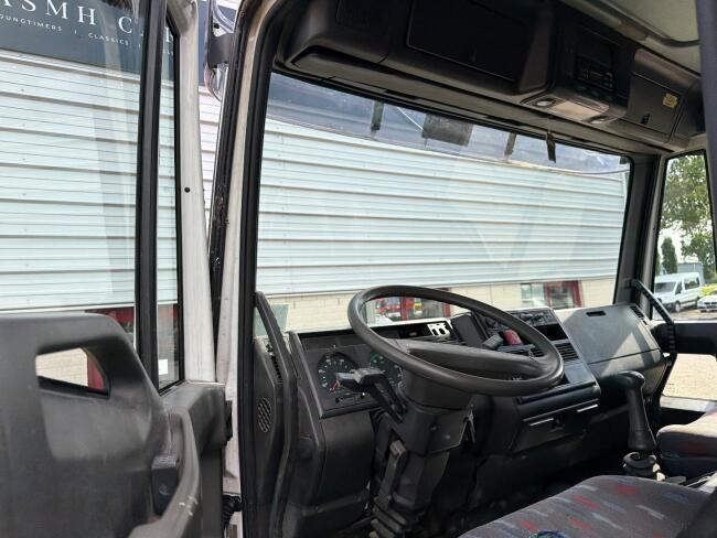 Iveco Eurocargo 180 E28 Bakwagen - Laadklep - D Hollandia DHRMC - Airco TT 4974