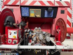 Renault M 210 Midliner 4x4 - Brandweer - Feuerwehr -Fire brigade - 3.500 ltr watertank - 100 ltr schuimtank - Expeditie - Camper - Telma Brake - Rolbeugel TT 4994