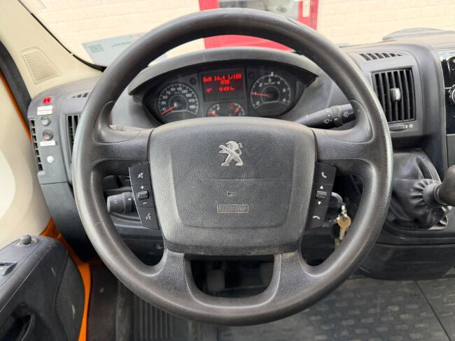 Peugeot Boxer Omvormer 220V - Nido - Open laadbak - Bedrijfswagen TT 4996