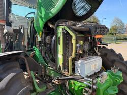 John Deere 6320 4x4 - Stage II - Handgeschakeld - Airco - PTO - Fronthef - 3x DW ventiel + 2x DW ventiel TT 5015
